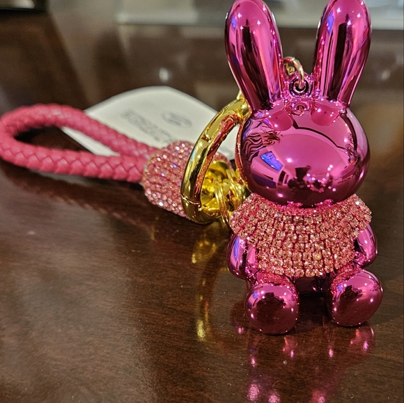 Rhinestone Pink Bunny Key Chain/Handbag Charm - Picture 4 of 9